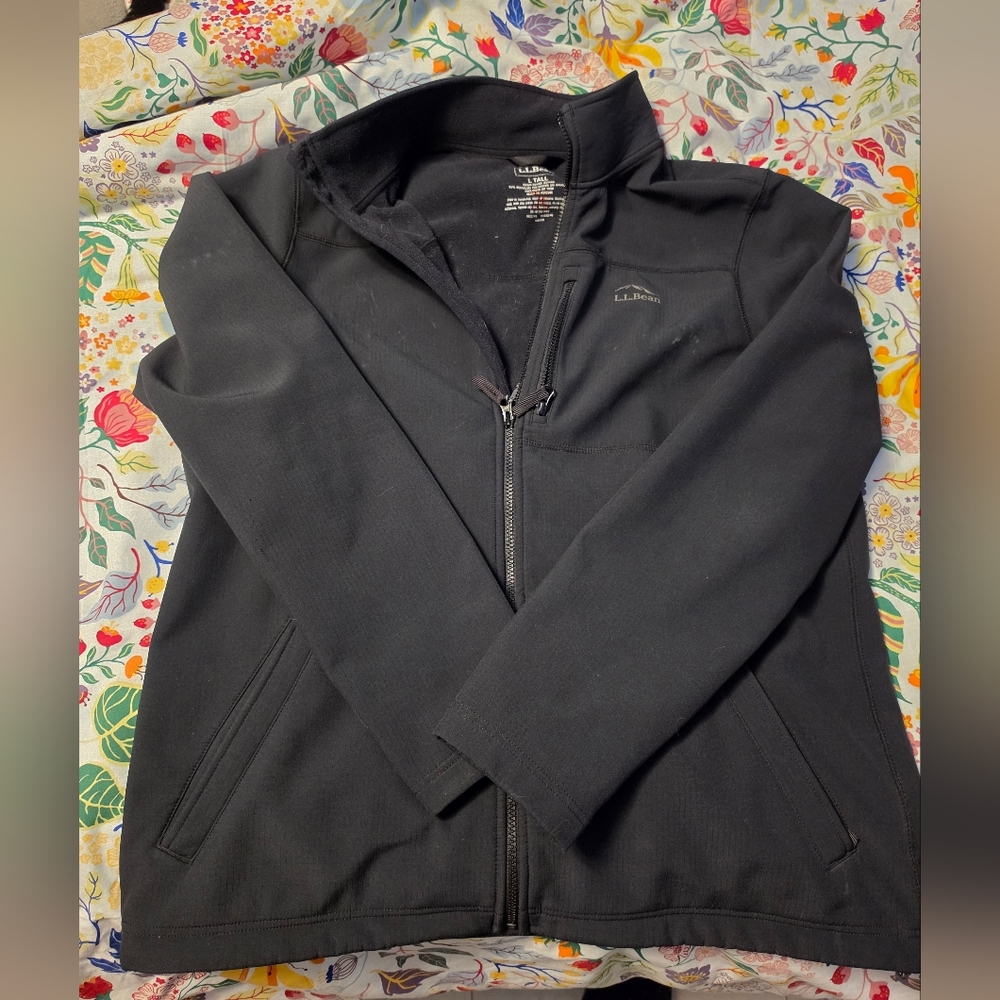 L.L. Bean Mens Softshell Jacket Size Large TALL